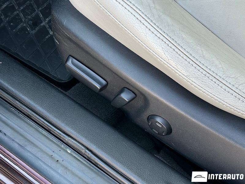 Toyota Avalon 9 toyota avalon 2013