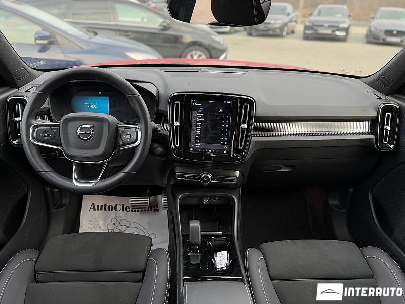 Volvo XC 40 12 volvo xc 40 2021