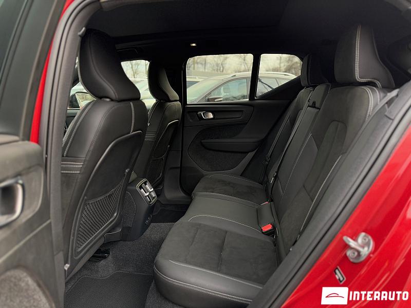 Volvo XC 40 24 volvo xc 40 2021