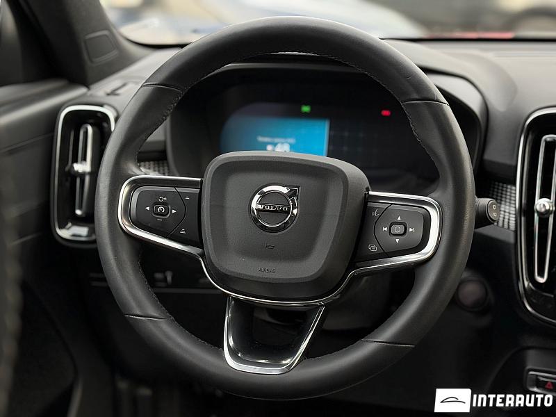 Volvo XC 40 13 volvo xc 40 2021