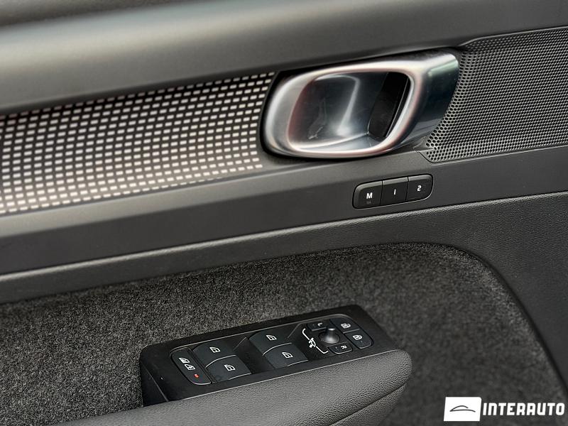 Volvo XC 40 9 volvo xc 40 2021