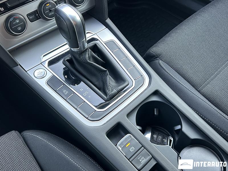 Volkswagen Passat 13 volkswagen passat 2019