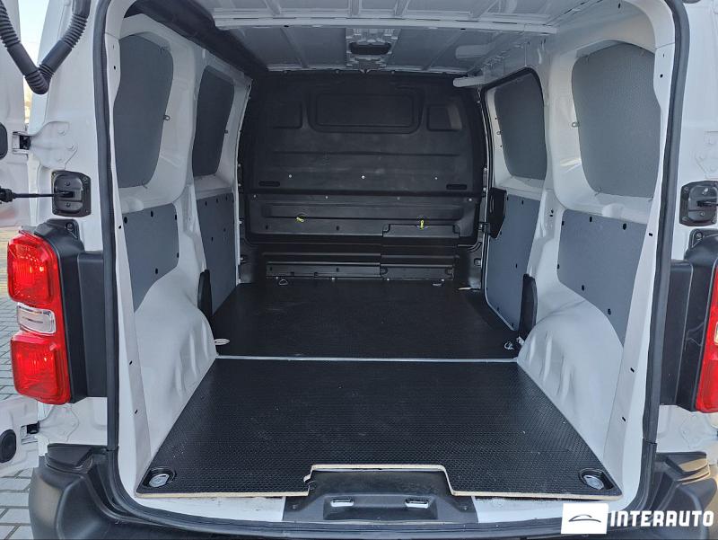 Opel Vivaro 5 opel vivaro 2023