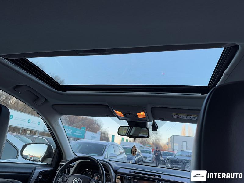 Toyota Rav-4 17 toyota rav-4 2018