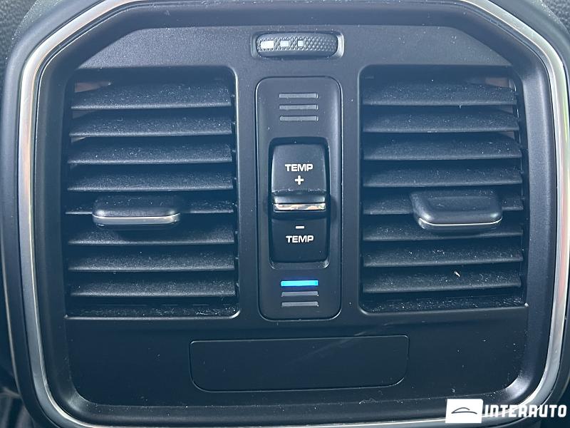 Porsche Macan 16 porsche macan 2016