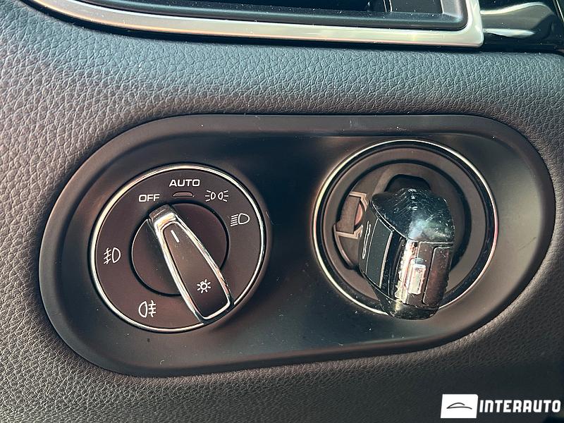 Porsche Macan 6 porsche macan 2016