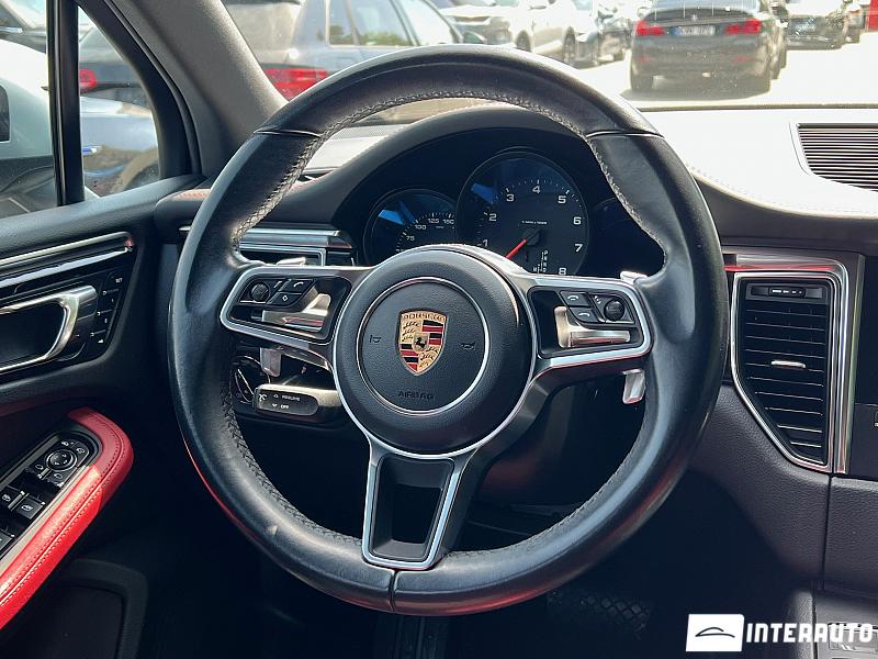 Porsche Macan 9 porsche macan 2016
