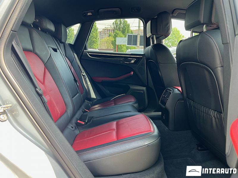 Porsche Macan 15 porsche macan 2016