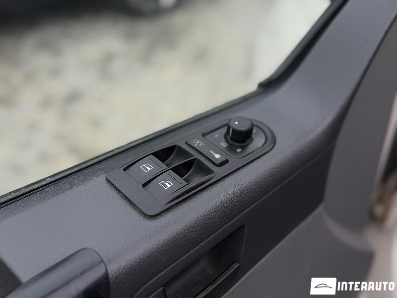 Volkswagen Transporter 6 volkswagen transporter 2005