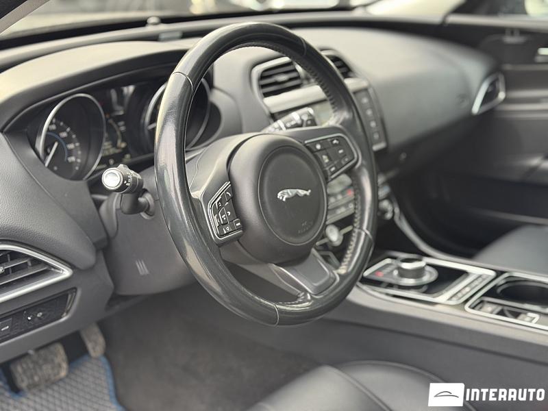 Jaguar XE 8 jaguar xe 2016