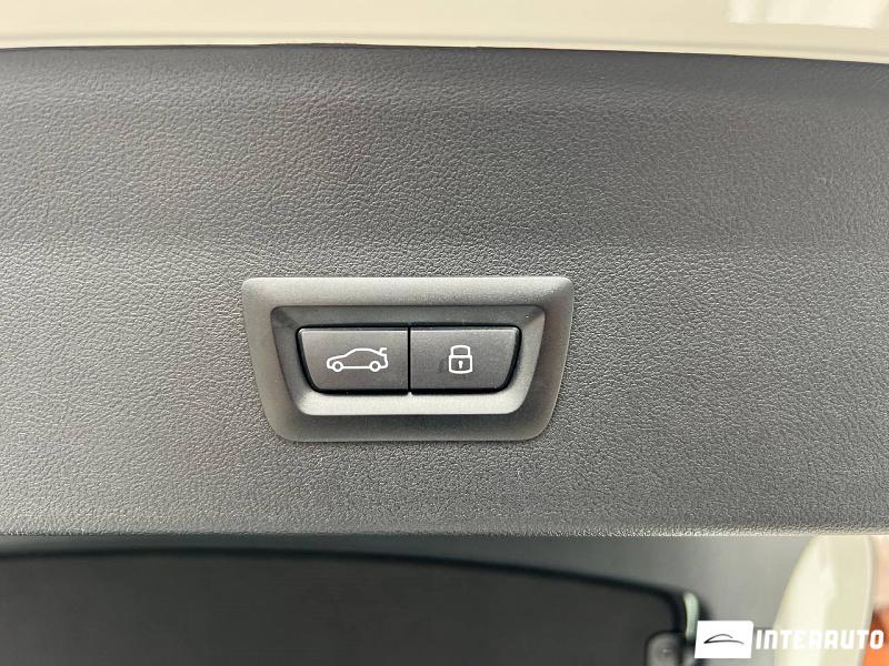 BMW X4 2.0D 17 bmw x4 2.0d 2024