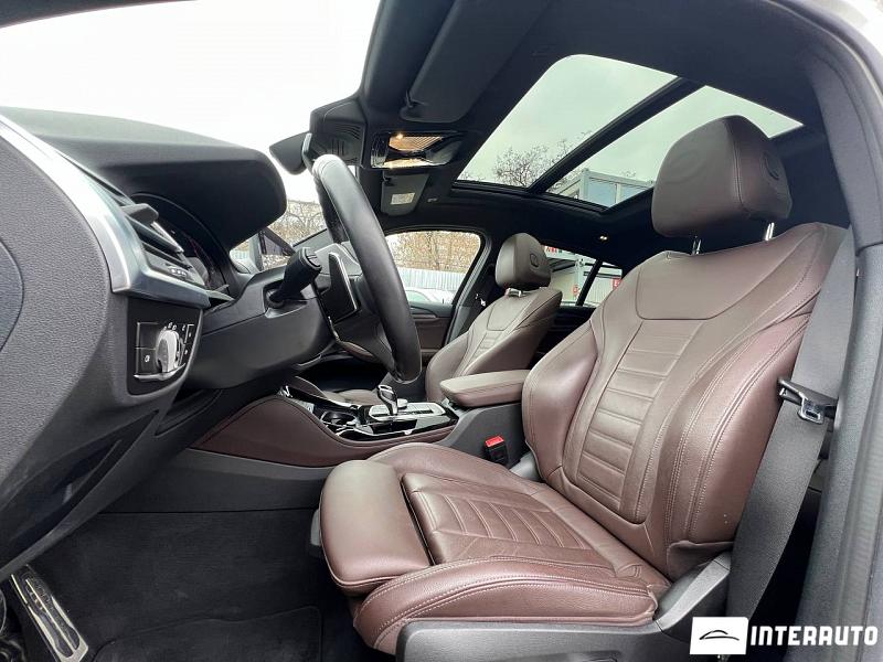 BMW X4 2.0D 6 bmw x4 2.0d 2024