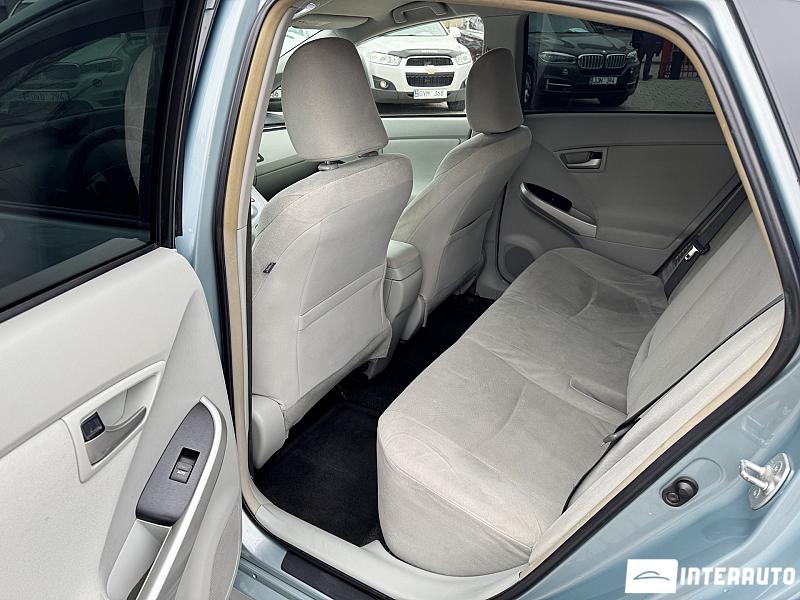 Toyota Prius 21 toyota prius 2014