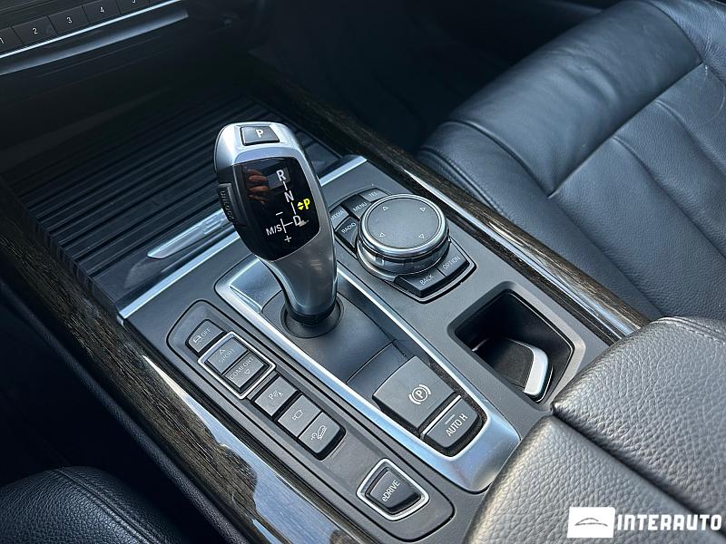 BMW X5 4.0e 17 bmw x5 4.0e 2016