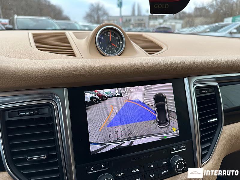 Porsche Macan 11 porsche macan 2017