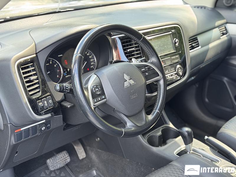 Mitsubishi Outlander 10 mitsubishi outlander 2013