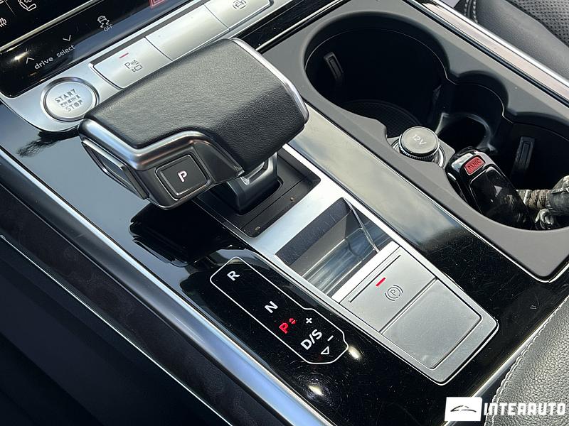 Audi Q8 14 audi q8 2020