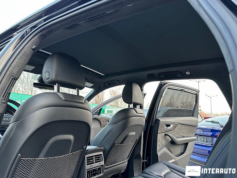 Audi Q7 10 audi q7 2020