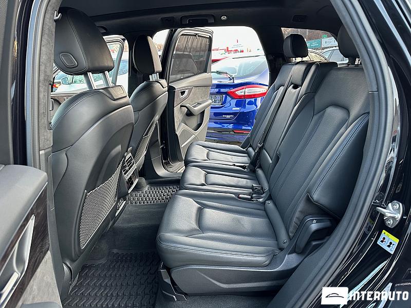 Audi Q7 8 audi q7 2020