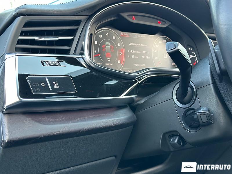 Audi Q7 14 audi q7 2020