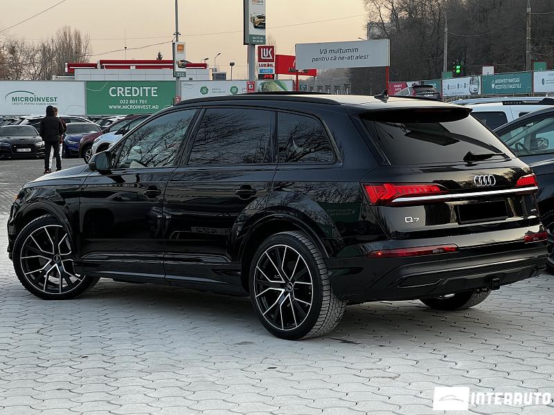 Audi Q7 2 audi q7 2020