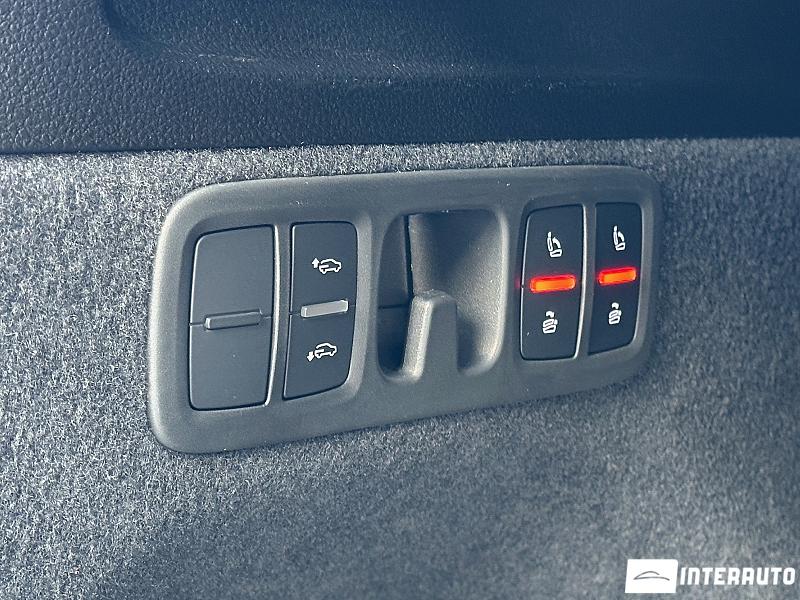 Audi Q7 28 audi q7 2020