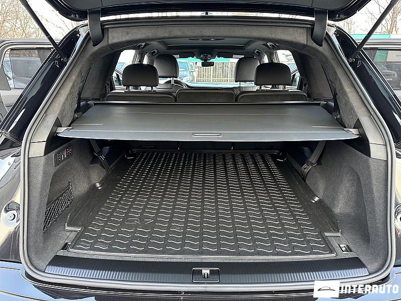 Audi Q7 27 audi q7 2020