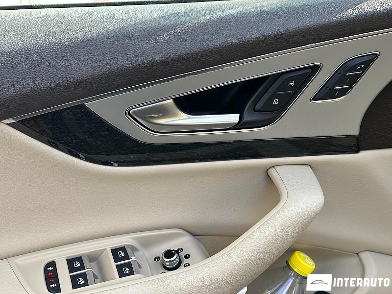 Audi Q7 15 audi q7 2019