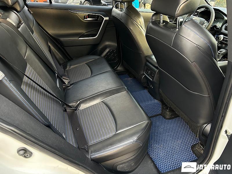 Toyota Rav-4 18 toyota rav-4 2019