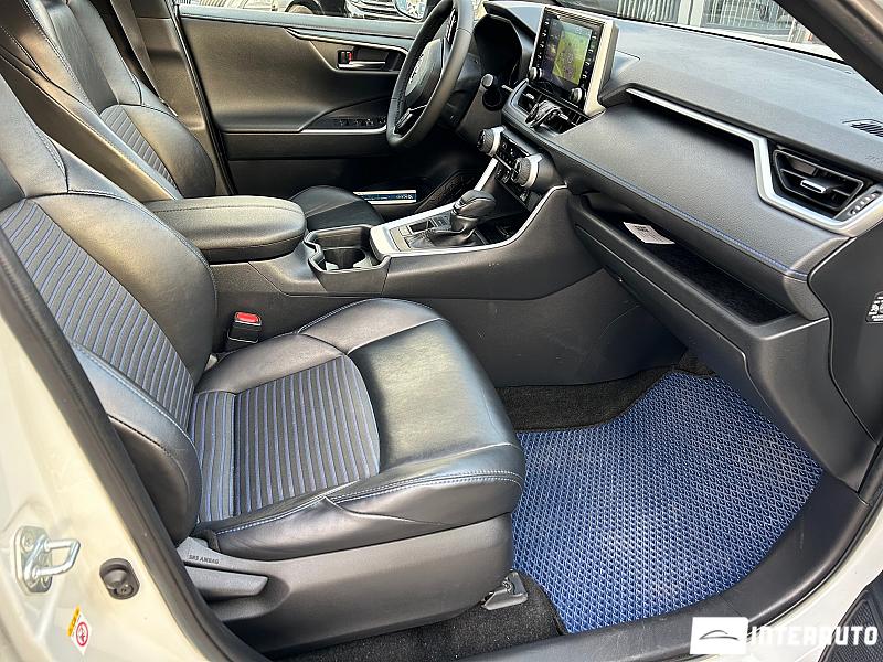 Toyota Rav-4 16 toyota rav-4 2019