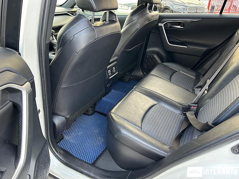 Toyota Rav-4 17 toyota rav-4 2019