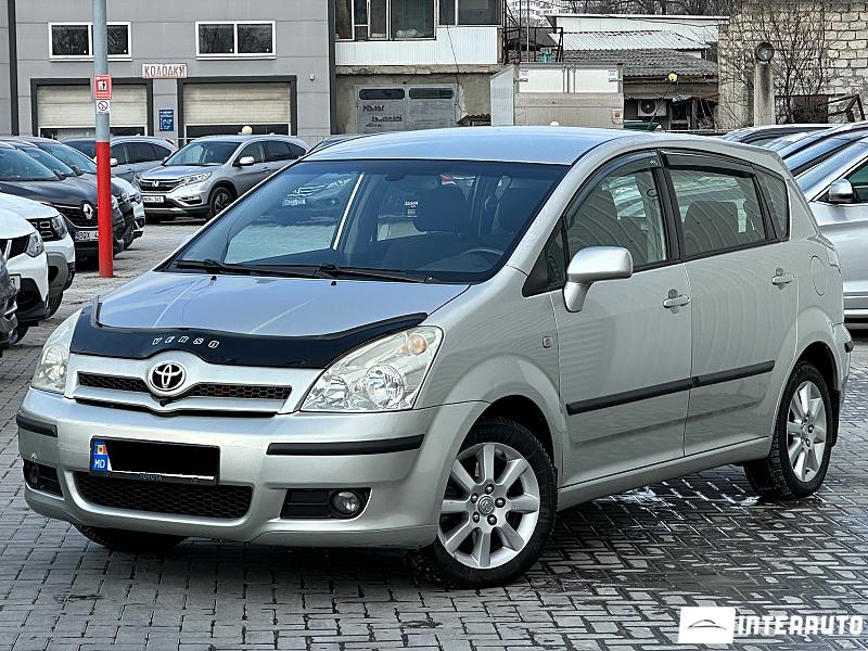 toyota corolla verso 2005