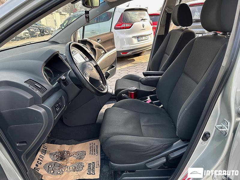 Toyota Corolla Verso 5 toyota corolla verso 2005