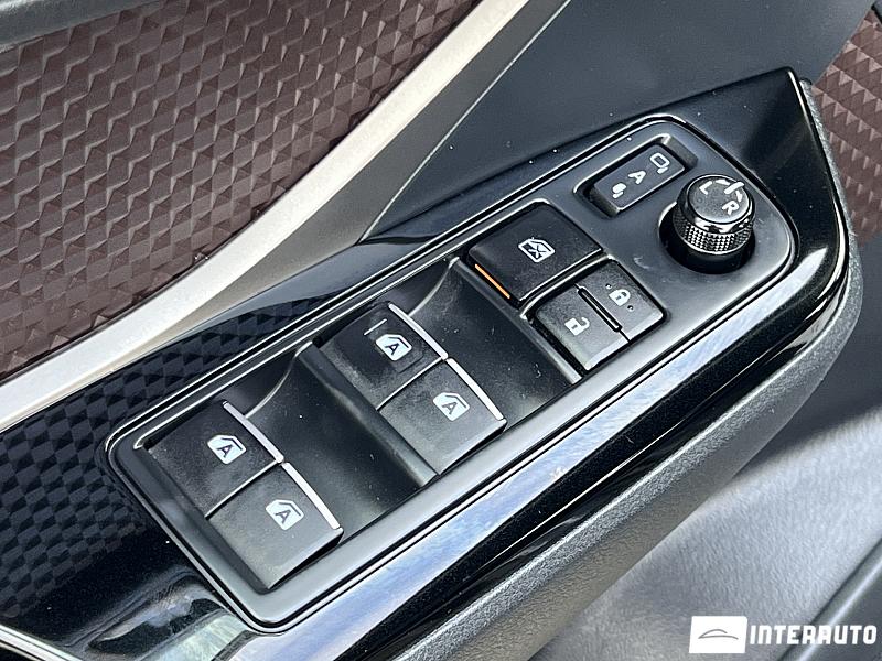 Toyota C-HR 20 toyota c-hr 2018