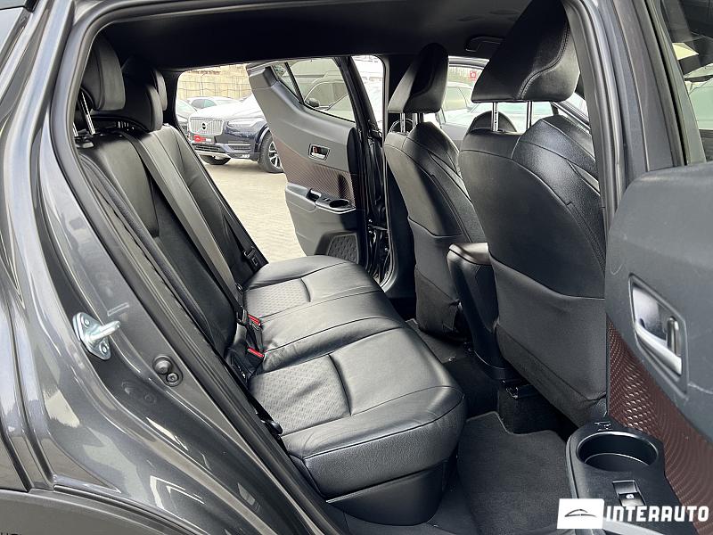 Toyota C-HR 14 toyota c-hr 2018