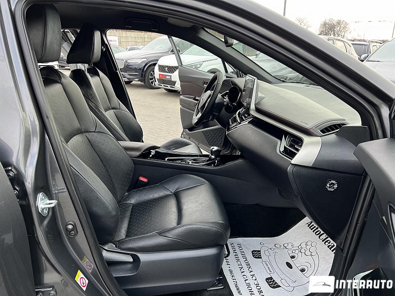 Toyota C-HR 16 toyota c-hr 2018