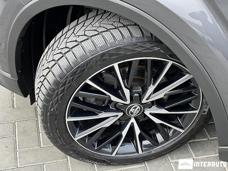 Toyota C-HR 19 toyota c-hr 2018