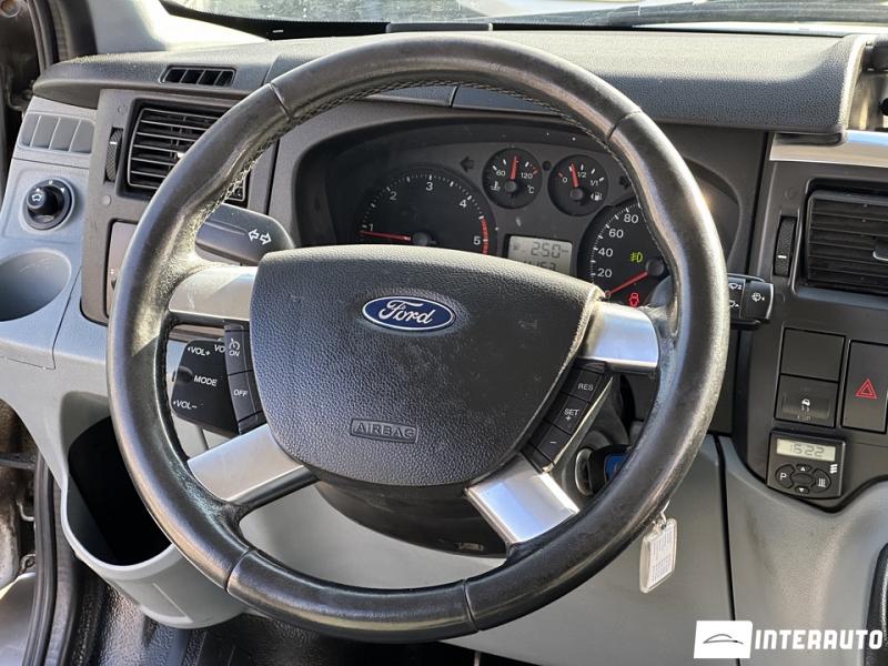 Ford Transit 7 ford transit 2012