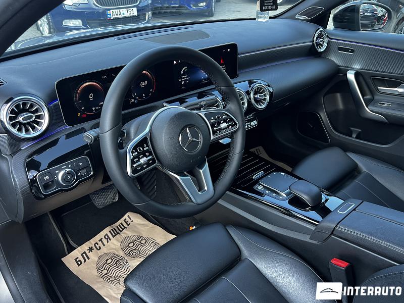 Mercedes A 180 5 mercedes a 180 2020