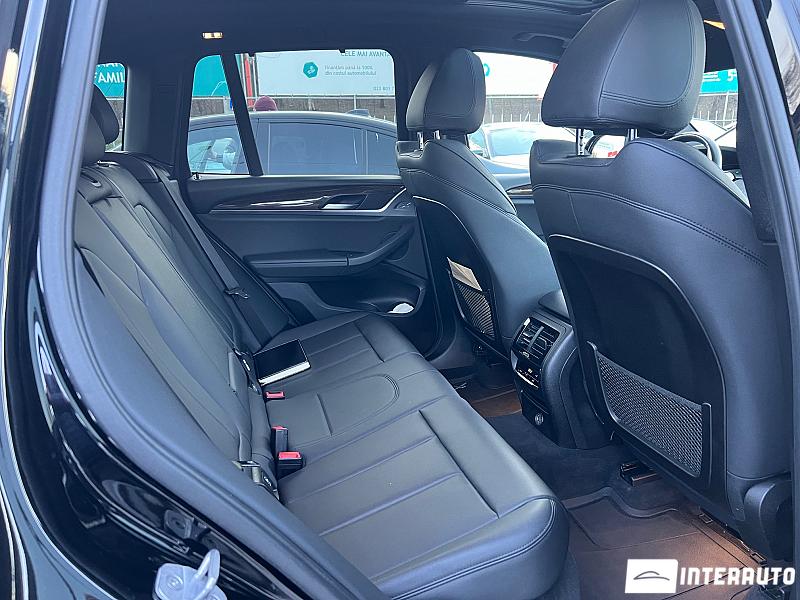 BMW X3 3.0i 8 bmw x3 3.0i 2019