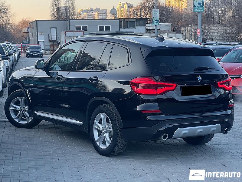 BMW X3 3.0i 2 bmw x3 3.0i 2019