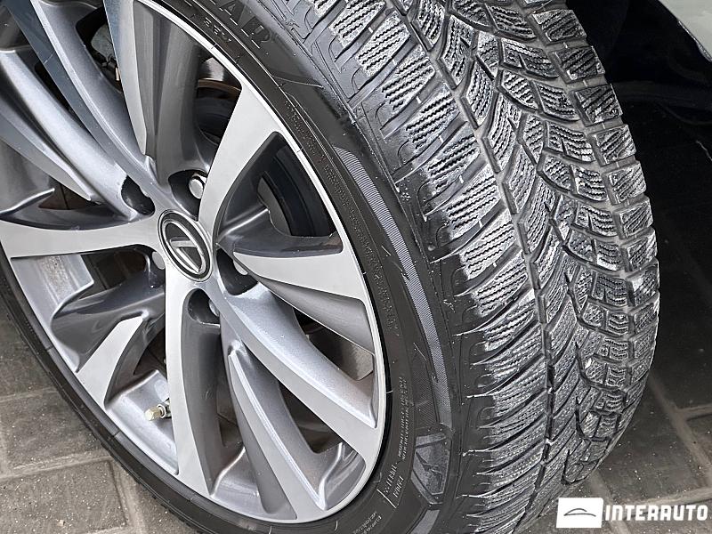 Lexus ES 300h 15 lexus es 300h 2020