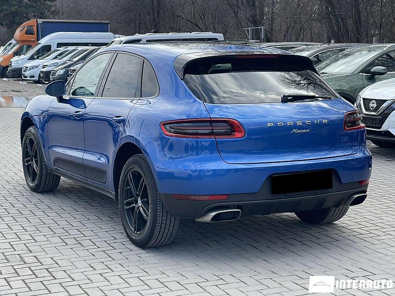 Porsche Macan 2 porsche macan 2016