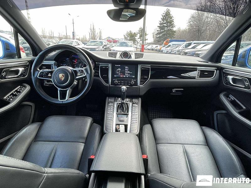 Porsche Macan 12 porsche macan 2016