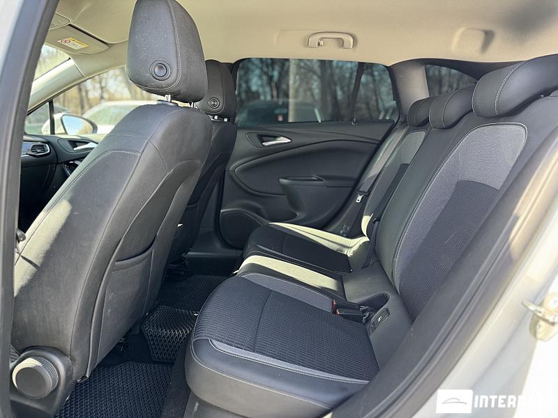 Opel Astra 16 opel astra 2020