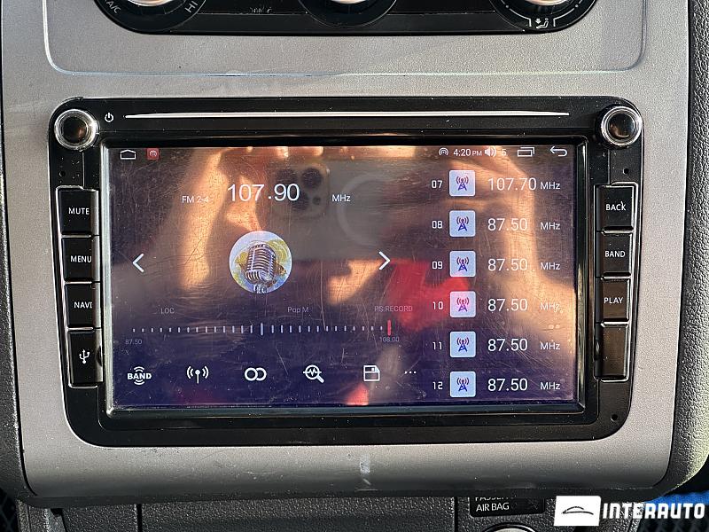 Volkswagen Caddy Maxi 10 volkswagen caddy maxi 2013