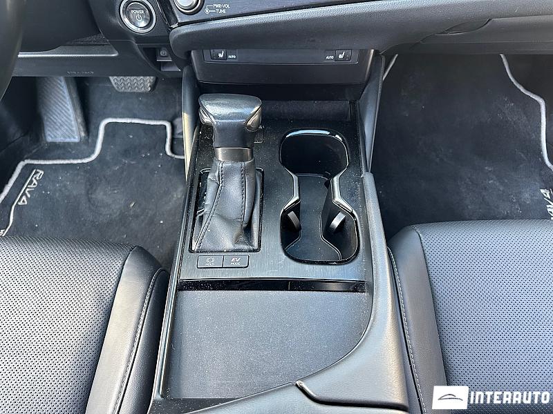 Lexus ES 300h 12 lexus es 300h 2022