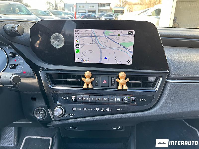 Lexus ES 300h 11 lexus es 300h 2022