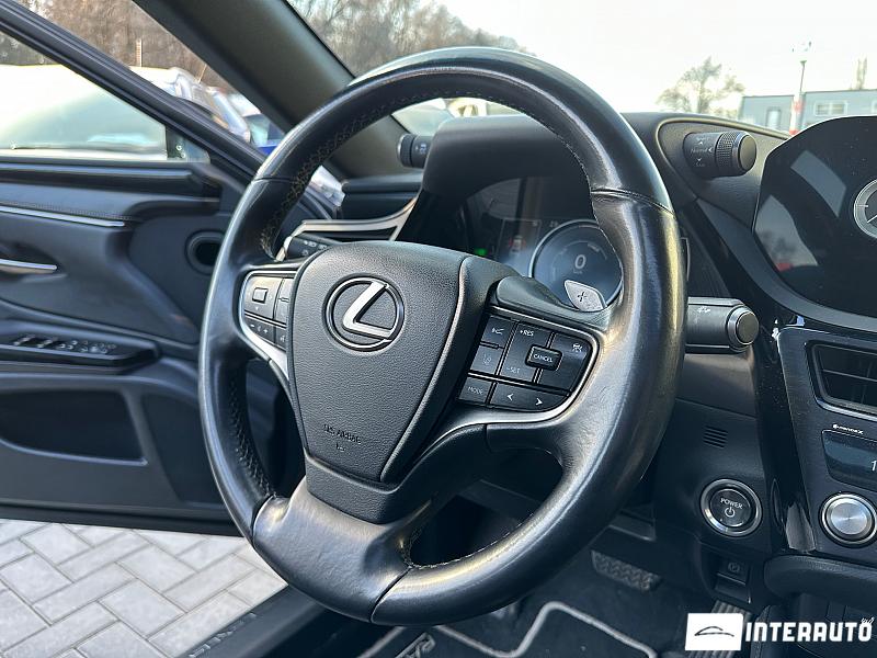 Lexus ES 300h 8 lexus es 300h 2022