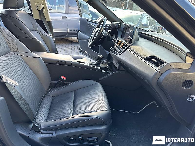 Lexus ES 300h 5 lexus es 300h 2022